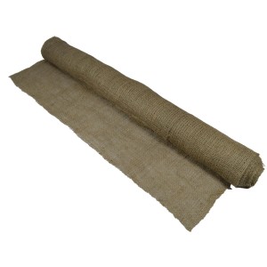 Rolka tkaniny jutowej, akcesorium ogrodowe do okrywania grządek i ochrony zimowej.