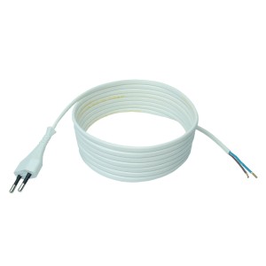 Zwinięty biały kabel w izolacji z tworzywa sztucznego z wtyczką.