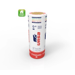 Rolka wełny mineralnej, białe opakowanie z niebieskim logo Ursa.