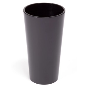 Czarna doniczka t.b.t. do roślin domowych i ogrodowych.