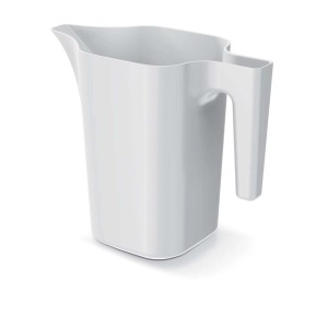 Biała plastikowa konewka t.b.t., idealna do ogrodu i pielęgnacji roślin.