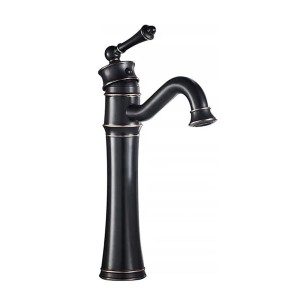 Bateria umywalkowa t.b.t. w kolorze ciemnego brązu.