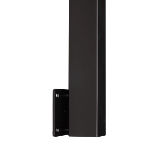 Czarny słupek do mocowania balustrady.