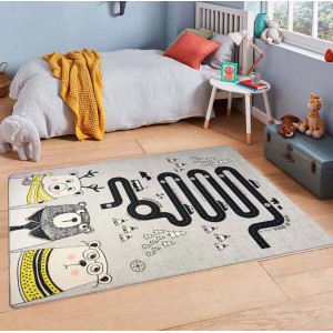 Dywany z krótkim runem z motywem niedźwiedzi i drogi do pokoju dziecięcego.
