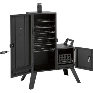 Czarny grill i wędzarnia t.b.t. z otwartymi drzwiami i wieloma rusztami.