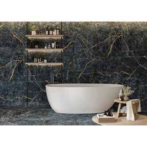 Łazienka z ciemnymi płytkami podłogowymi ze złotymi akcentami. Elegancki wygląd dla Twojego domu.