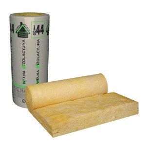 Rolka i sekcja wełny mineralnej t.b.t. do izolacji.