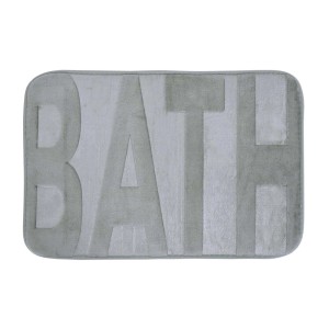 Szara mata łazienkowa z napisem BATH. Miękki dywanik do łazienki.