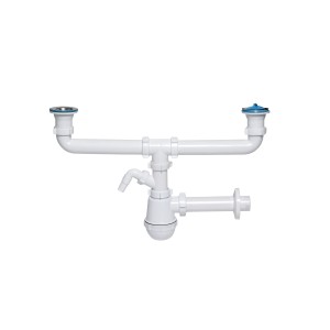 Biały syfon do zlewu, zbliżenie na instalację.