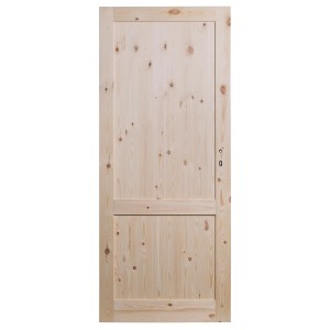 Surowe drewniane drzwi wewnętrzne t.b.t., nieobrobione i naturalne.