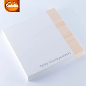 Biała farba ochronna Sadolin do powierzchni.