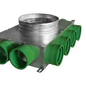 t.b.t. do akcesoriów kominkowych, srebrna obudowa z zielonymi przyłączami.