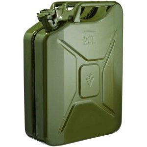 Zielony metalowy kanister na benzynę 20 l do benzyny i oleju napędowego.