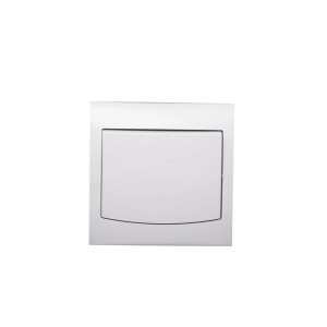 Biały włącznik/przycisk t.b.t. do montażu ściennego.