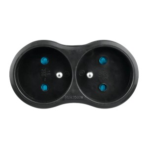 Czarny rozgałęźnik t.b.t. z dwoma gniazdami do użytku wewnętrznego.