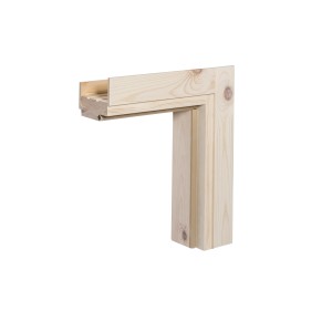 Surowa drewniana ościeżnica drzwiowa, widok częściowy. Idealna do drzwi wewnętrznych.