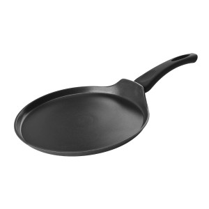 Czarna patelnia do naleśników z uchwytem, odpowiednia do robienia naleśników.