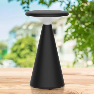 Czarna lampa stołowa t.b.t. do oświetlenia dekoracyjnego.