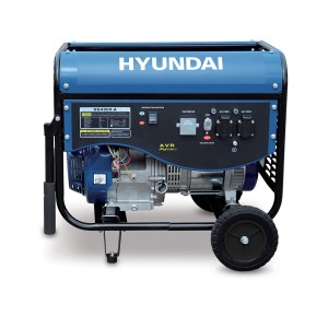 Niebieski agregat prądotwórczy Hyundai, przenośny generator z kołami.