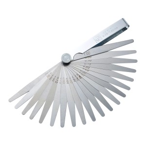 Szczelinomierz LUX Comfort z 20 listkami do pomiaru od 0,05 do 1 mm.