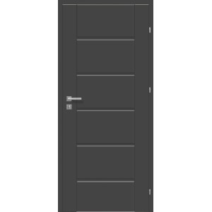 Szare drzwi wewnętrzne z pięcioma poziomymi listwami ozdobnymi i srebrną klamką.