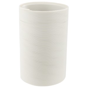 Elastyczny, biały wąż wydechowy do klimatyzatorów.