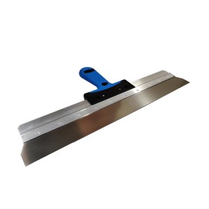 Paca do wygładzania z niebieską rączką do prac murarskich i glazurniczych.