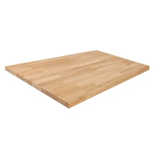 Jasny drewniany blat kuchenny, zbliżenie na powierzchnię.