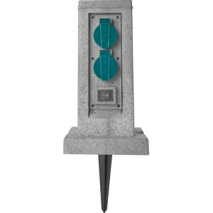 Szare gniazdo ogrodowe z dwoma zielonymi gniazdami i szpikulcem.