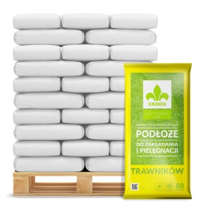 Paleta worków z ziemią uniwersalną i pojedynczy worek ziemi uniwersalnej Kronen.