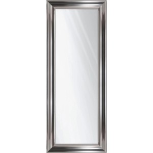 Prostokątne lustro do garderoby ze srebrną ramą.