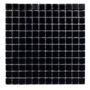 Czarna mozaika t.b.t. z połyskującym wykończeniem.