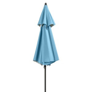 Zamknięty, niebieski parasol ogrodowy Doppler Windprofi Ø 198 cm z korbką.