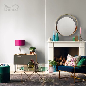 Salon z szarą farbą ścienną t.b.t. i nowoczesnym wyposażeniem.