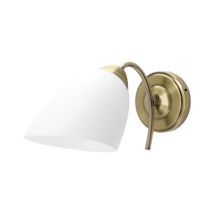 Klasyczny kinkiet z białym szklanym kloszem i złotym uchwytem.