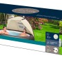 Zadaszenie przeciwsłoneczne Bestway LAY-Z-SPA do wanien z hydromasażem, zapewniające cień i ochronę przed promieniowaniem UV.