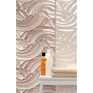 Płytki dekoracyjne z wzorem fali w kolorze beżowym i białym. Strukturalny wystrój ścian.