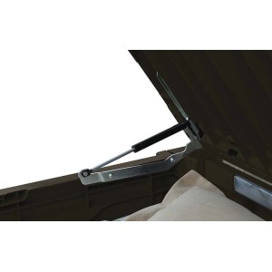 Otwarty pojemnik na poduszki Keter Brightwood 455 l w kolorze taupe ze sprężyną gazową i poduszkami.