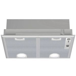 Płaski okap t.b.t. z dwoma lampami i filtrem metalowym.