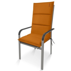 Pomarańczowa poduszka na krzesło ogrodowe t.b.t. dla wysokiego komfortu siedzenia.