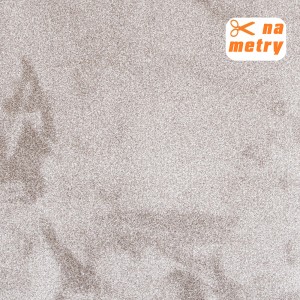 Wykładzina dywanowa t.b.t. na metry w kolorze beżowym o drobnej strukturze.