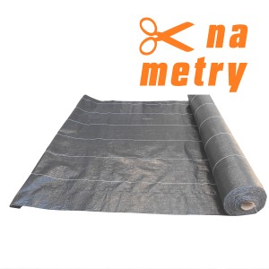 Czarna agrowłóknina/włóknina ogrodowa w rolce z białymi paskami.