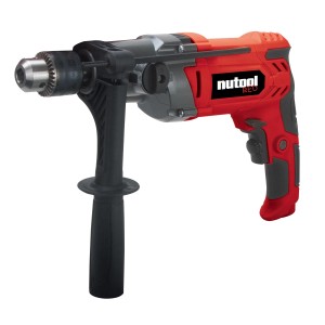 Czerwona wiertarka t.b.t. dla majsterkowiczów i profesjonalistów.