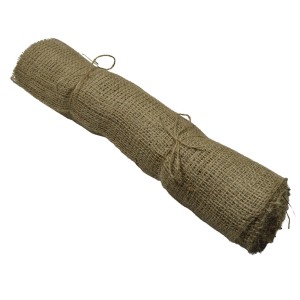 Rolka tkaniny jutowej, pomoc ogrodnicza.