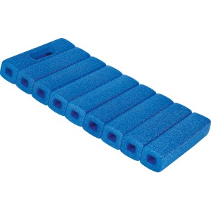 Niebieska piankowa podkładka pod kolana z uchwytem do prac ogrodowych.