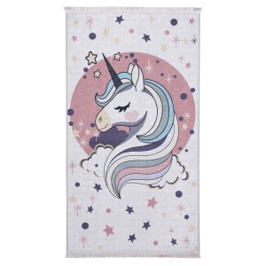 Dywan z krótkim włosiem z motywem jednorożca do pokoju dziecięcego.