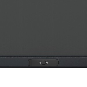 Zbliżenie szarej markizy t.b.t. z elementami sterującymi.