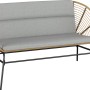 Rattanowa sofa lounge Costilla z jasnoszarymi poduszkami, część 4-częściowego zestawu lounge ze stołem jadalnym.