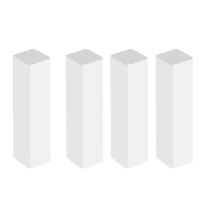 Cztery białe, prostokątne listwy przypodłogowe (t.b.t.) w zestawie.