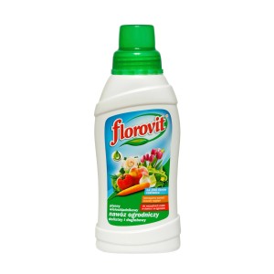 Butelka uniwersalnego nawozu płynnego Florovit do roślin ogrodowych.